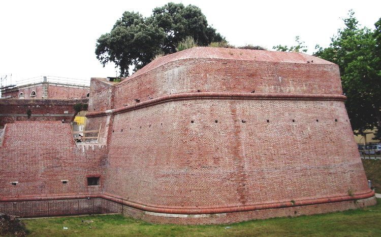 Bastione Maiano: A Medici Bastion in Grosseto, Italy 1 Bastione Maiano