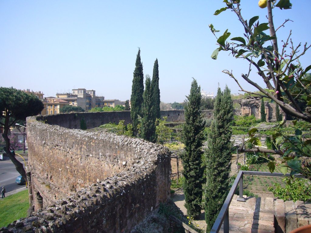 Amphitheatrum Castrense: A Roman Amphitheatre in Rome 2 Amphitheatrum Castrense