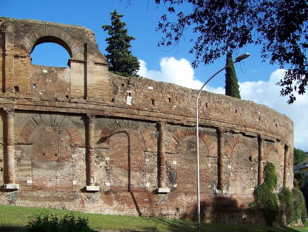 Amphitheatrum Castrense: A Roman Amphitheatre in Rome 4 Amphitheatrum Castrense