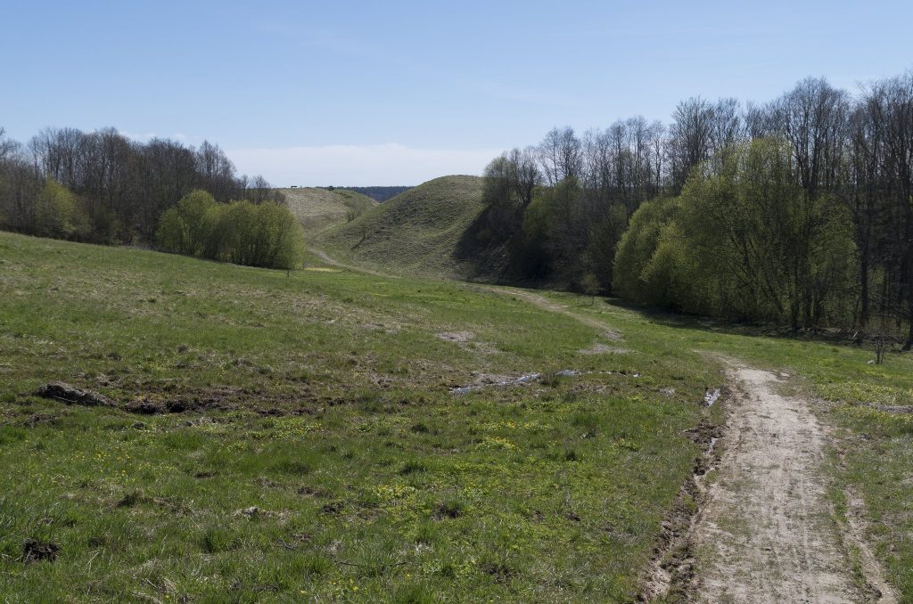 Aizkraukle Hillfort: A Liv Stronghold and Medieval Castle Site in Latvia 5 Aizkraukle hillfort