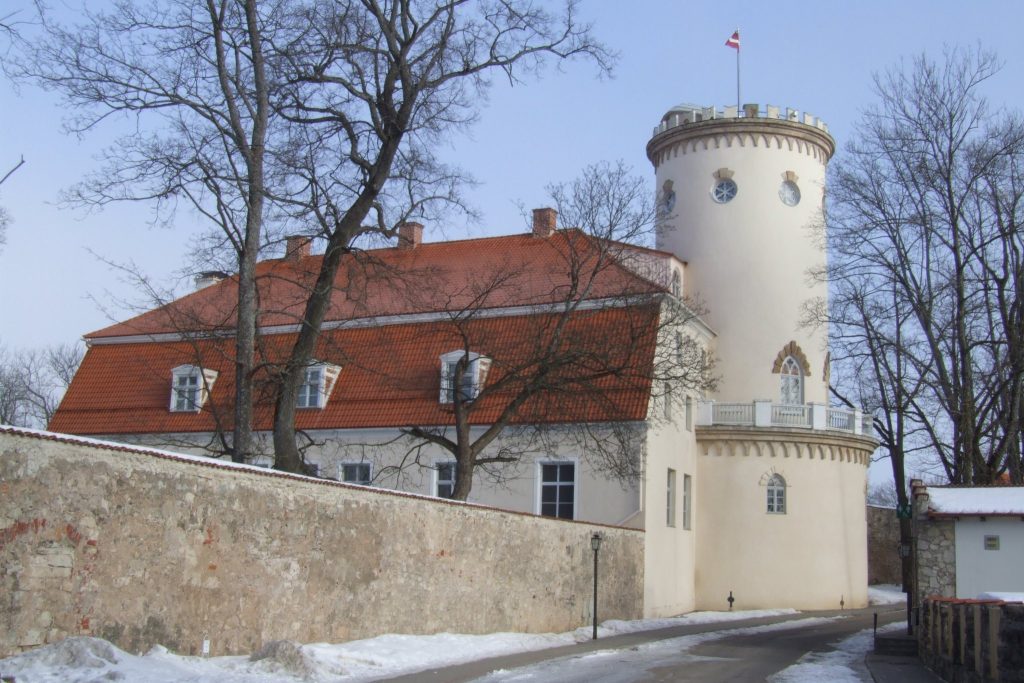 Cēsis New Castle: A Historic Manor Complex in Latvia 2 Cēsis New Castle