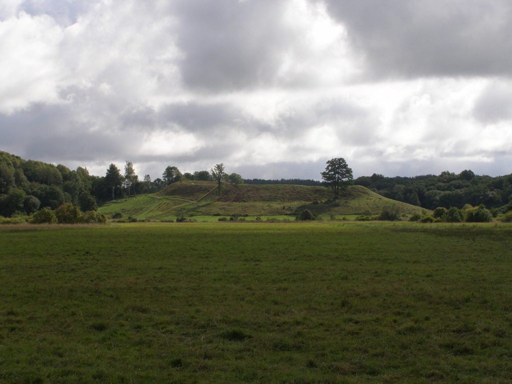 Imbarė Hillfort: A Curonian Fortified Settlement in Lithuania 2 Imbarė hillfort
