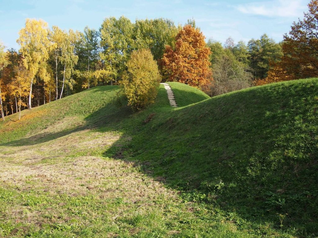 Sudargas Hillforts: A Fortified Complex on the Nemunas in Lithuania 1 Sudargas hillforts