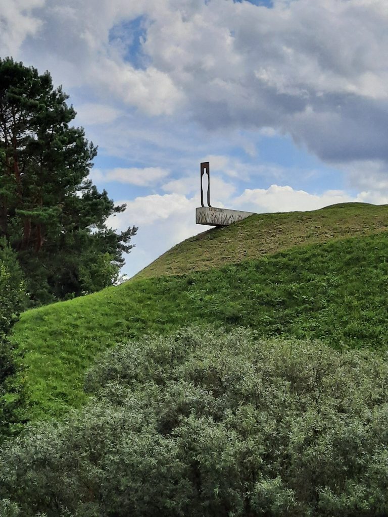 Sudargas Hillforts: A Fortified Complex on the Nemunas in Lithuania 2 Sudargas hillforts