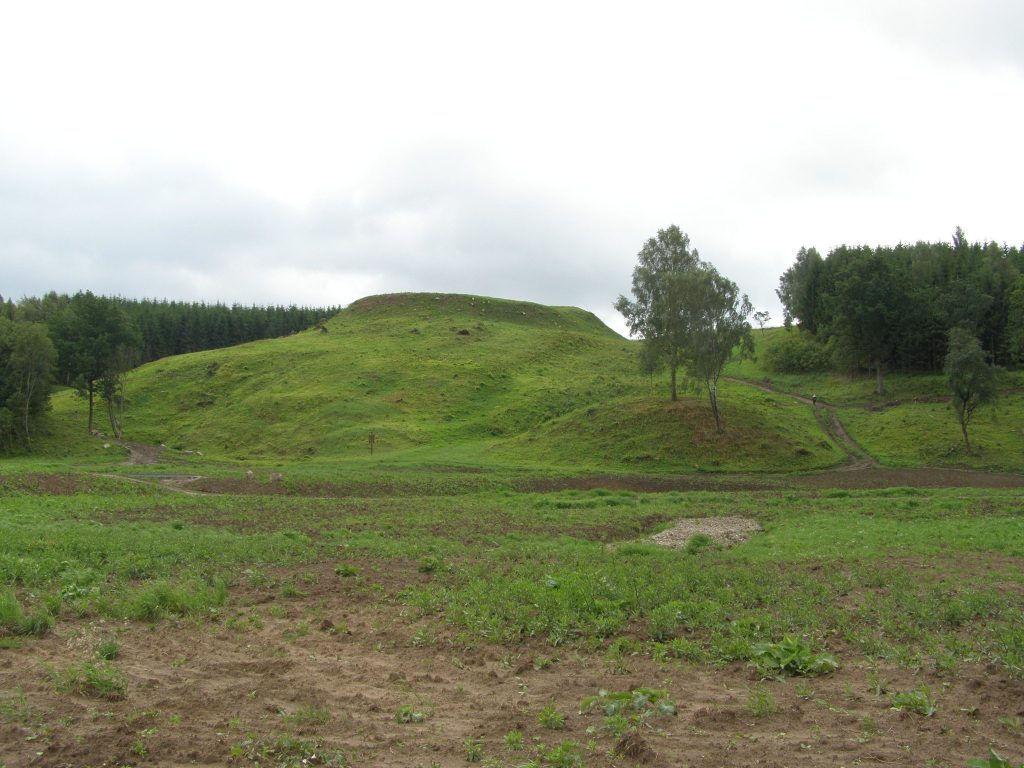 Kartena Hillfort: A Curonian Defensive and Administrative Centre in Lithuania 1 Kartena Hillfort