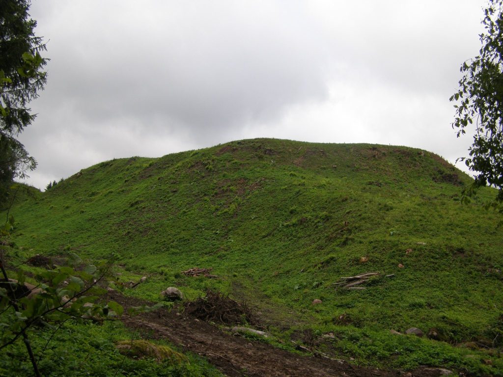 Kartena Hillfort: A Curonian Defensive and Administrative Centre in Lithuania 2 Kartena Hillfort