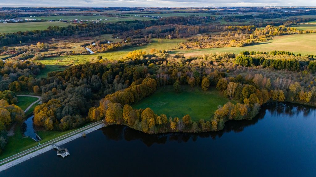 Eketės Hillfort and Settlement in Lithuania 2 Eketės piliakalnis