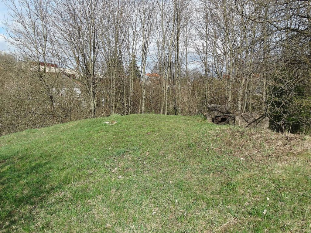 Eiguliai Hillfort: A Medieval Castle Site in Kaunas, Lithuania 3 Eiguliai hillfort