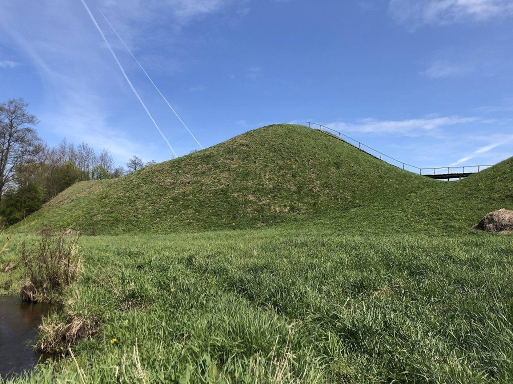 Kaukai Hillfort: A Fortified Settlement in Lithuania 1 Kaukai hillfort