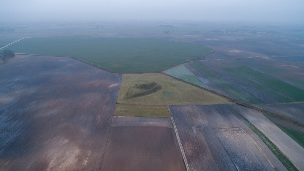 Padovinys Hillfort: An Archaeological Complex in Lithuania 4 Padovinys hillfort