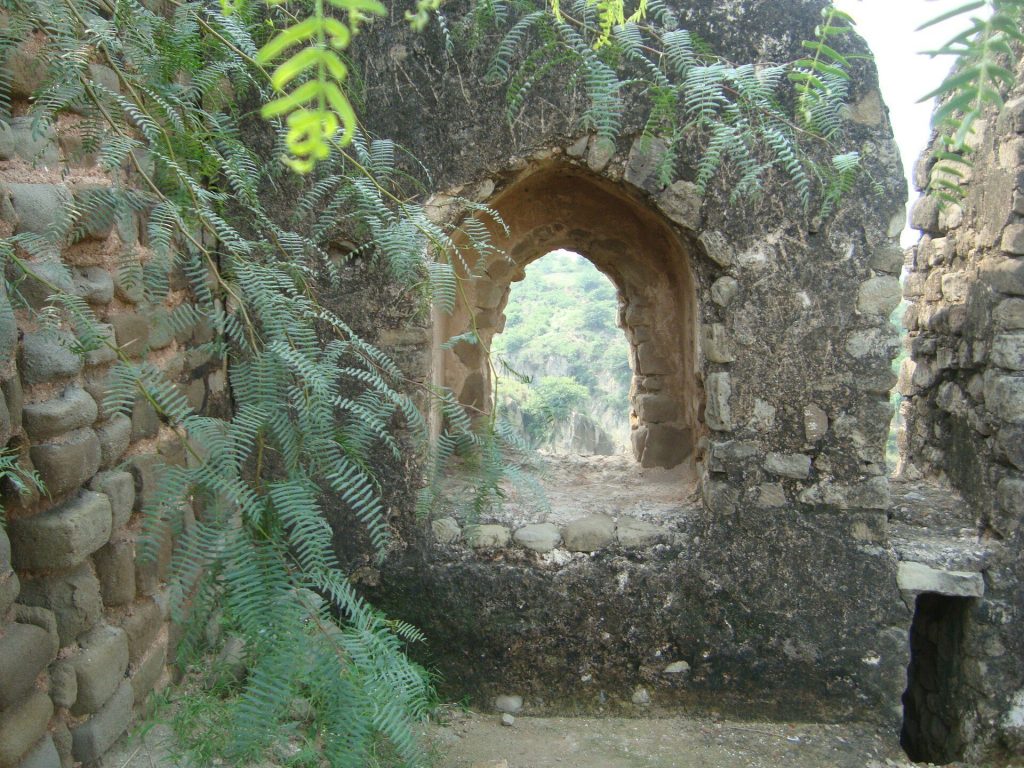 Rohtas Fort: A Sixteenth-Century Sur Fortress in Pakistan 4 Rohtas Fort