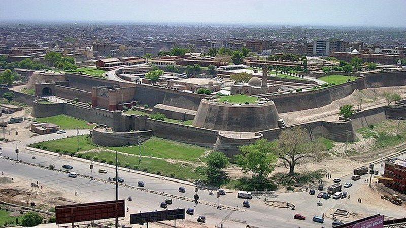 Bala Hisar Fort: A Historic Citadel and Royal Residence in Peshawar 1 Bala Hisar Fort