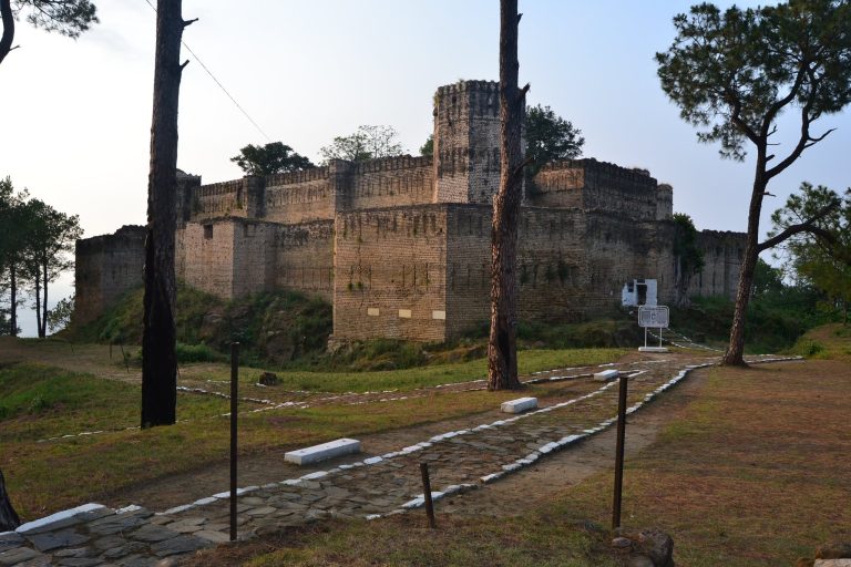 Baghsar Fort: A Historic Defensive Fort in Pakistan