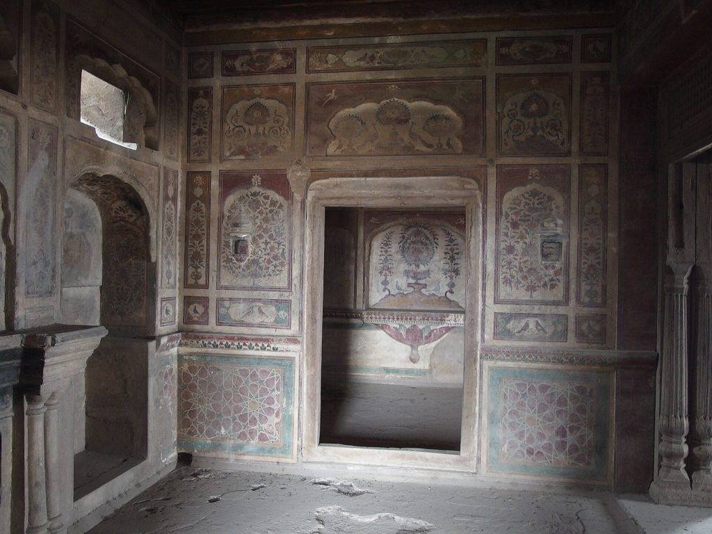 Sheikhupura Fort: A Mughal and Sikh-Era Stronghold in Pakistan 3 Sheikhupura Fort