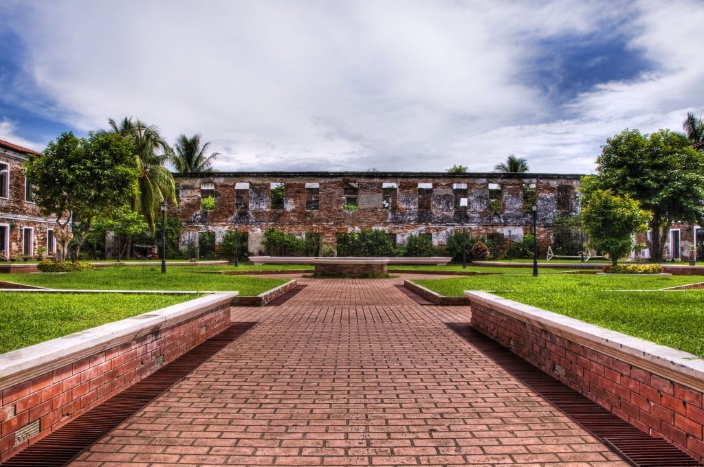 Fort Pilar: A Spanish Colonial Fortress and National Museum in the Philippines 1 Fort Pilar
