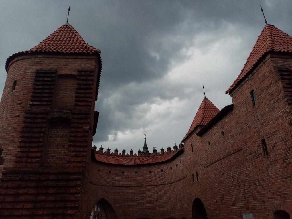 Warsaw Barbican: A Renaissance Fortification in Poland 5 Warsaw Barbican