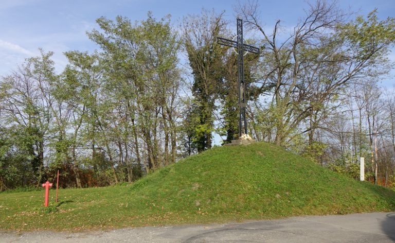 Bocheniec Hill Stronghold: An Early-Medieval Fortified Settlement in Poland