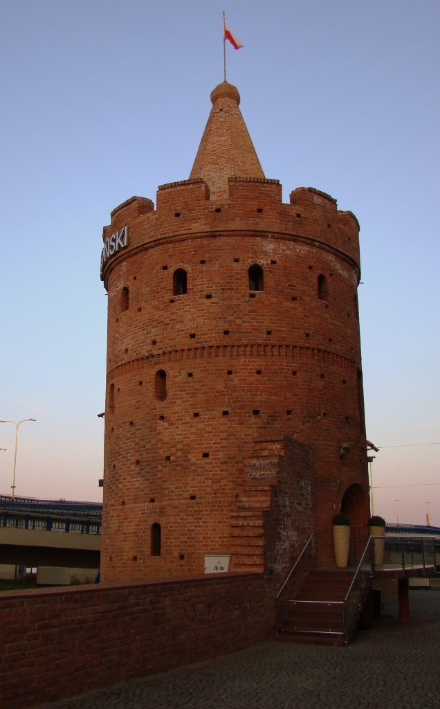 Virgin Tower in Szczecin: A Gothic Defensive Tower 1 Virgin Tower in Szczecin