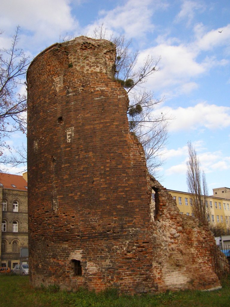Pod Zrębem Tower in Gdańsk: A Late-Gothic Defensive Tower 3 Pod Zrębem Tower in Gdańsk