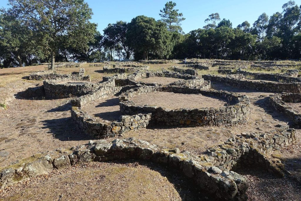 Cividade de Terroso: A Fortified Castro Settlement in Portugal 2 Cividade de Terroso