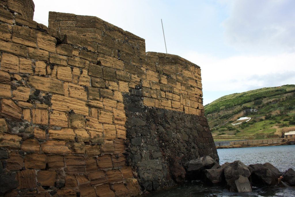 Forte de São Sebastião da Horta: A Maritime Fortification in Portugal 2 Forte de São Sebastião da Horta