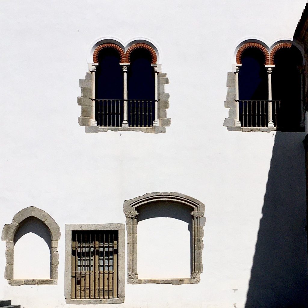 Palace of the Former Counts of Basto: An Aristocratic Residence in Évora 5 Palácio dos antigos Condes de Basto