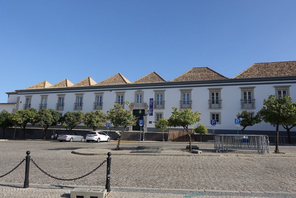 Paço Episcopal de Faro: Episcopal Palace and Diocesan Residence in Portugal 1 Paço Episcopal de Faro