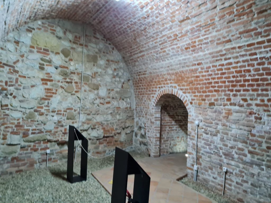 Oradea Citadel: A Medieval and Renaissance Fortress in Romania 2 Oradea Citadel