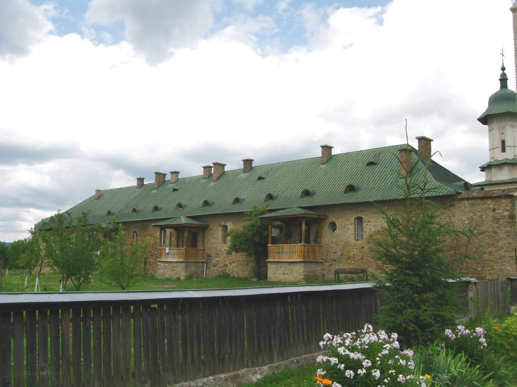 Râșca Monastery: An Orthodox Monastic Complex of Medieval Moldavia 2 Râșca monastery
