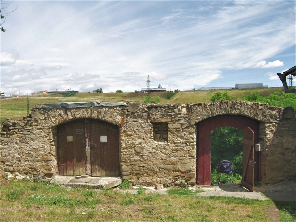 Hagigadar Monastery: An Armenian Apostolic Pilgrimage Site in Romania 2 Hagigadar monastery