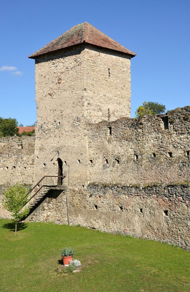 Câlnic Fortress: A Medieval Noble Residence and Saxon Stronghold in Romania 2 Câlnic Fortress