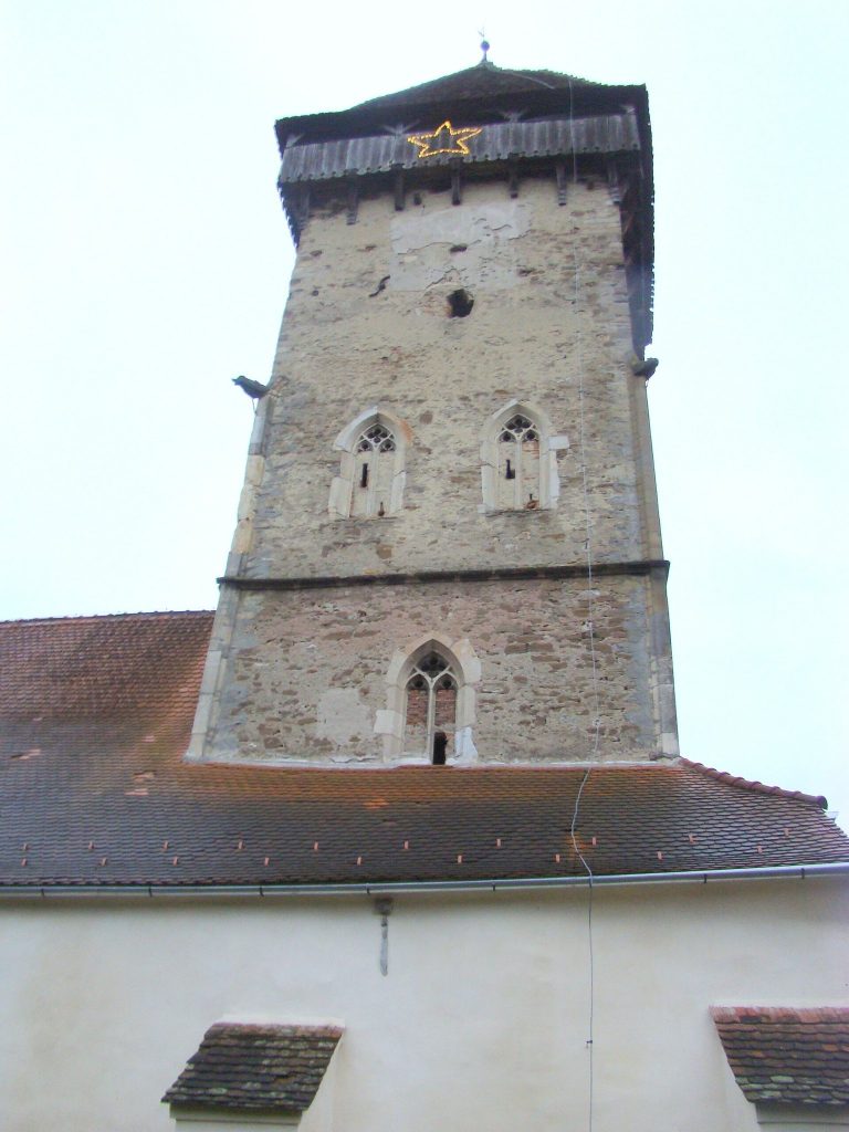Lutheran Church in Ațel, Sibiu: A Fortified Gothic Church in Romania 3 Lutheran church in Ațel, Sibiu