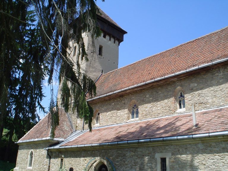 Fortified Lutheran Church of Mălâncrav: A Gothic Church in Romania