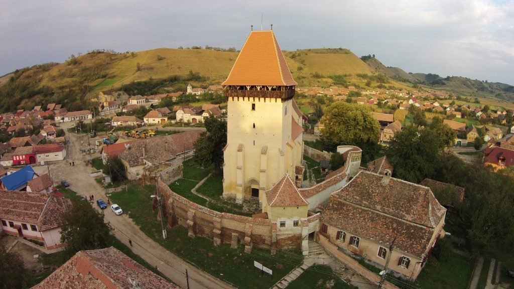 Ighișu Nou Fortified Church: A Gothic Church-Fortress in Romania 1 Ighișu Nou Fortified Church