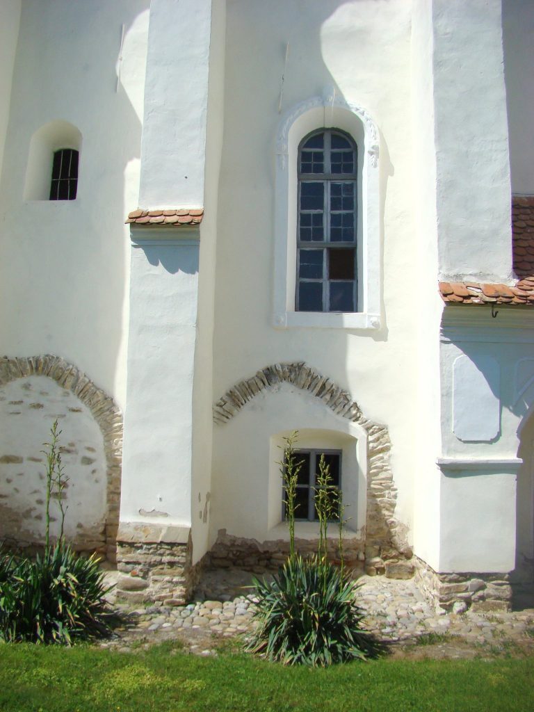 Fortified Church in Bunești, Brașov: A Medieval Transylvanian Church Fortress 2 Fortified church in Bunești, Brașov