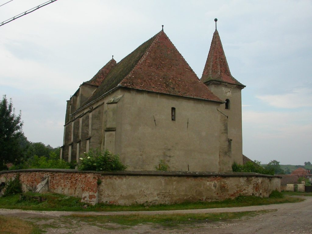 Lutheran Church in Velț, Romania: A Late Gothic Fortified Church 2 Lutheran church in Velț, Sibiu