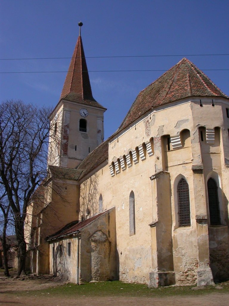 Lutheran Church in Șura Mare, Sibiu: A Fortified Romanesque Church 4 Lutheran church in Șura Mare, Sibiu
