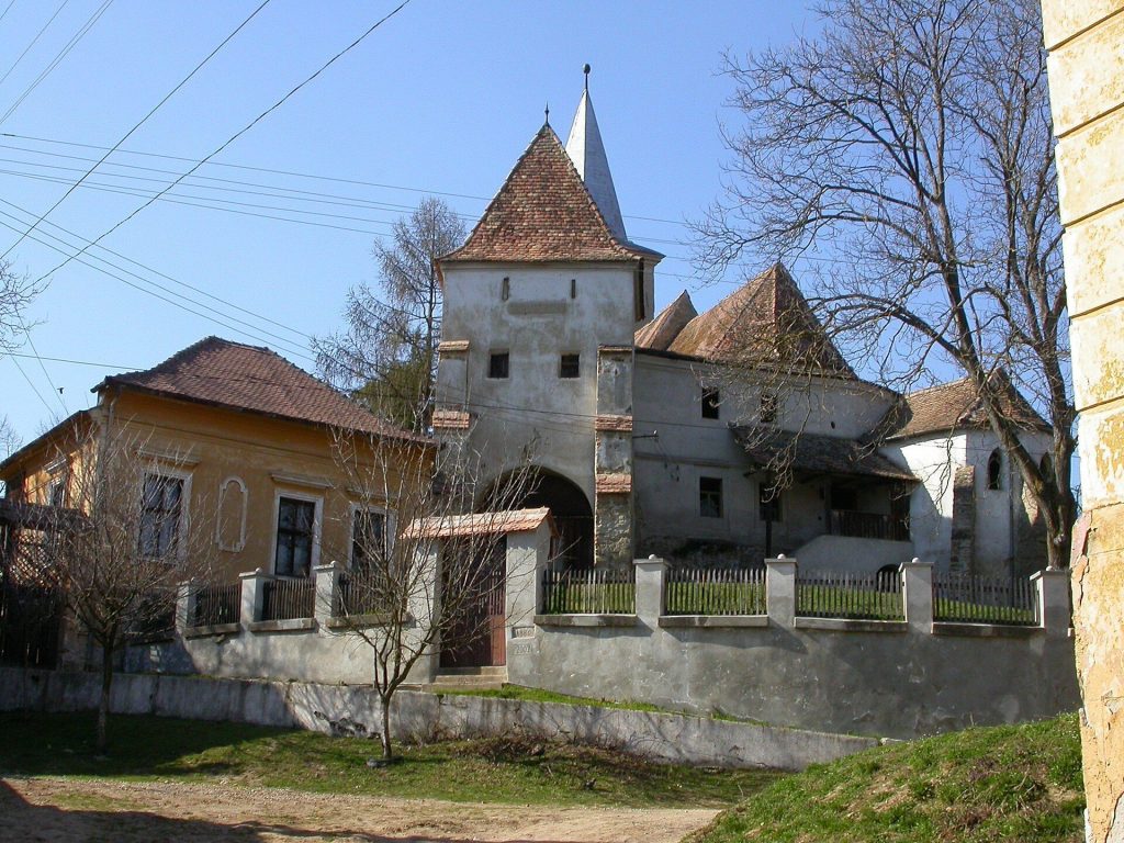 Lutheran Church in Curciu, Sibiu: A Late Gothic Fortified Church 2 Lutheran church in Curciu, Sibiu