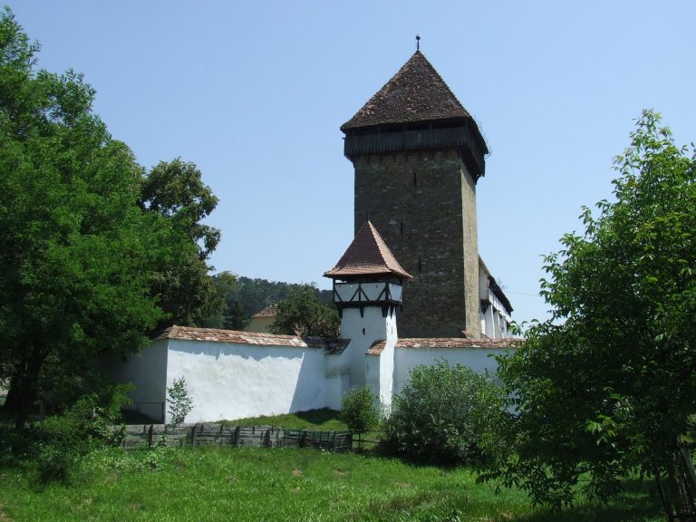 Stejărișu Fortified Church: A Gothic Lutheran Church and Defensive Enclosure in Romania