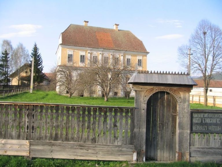 Balási Castle: A Late Baroque Manor House in Romania