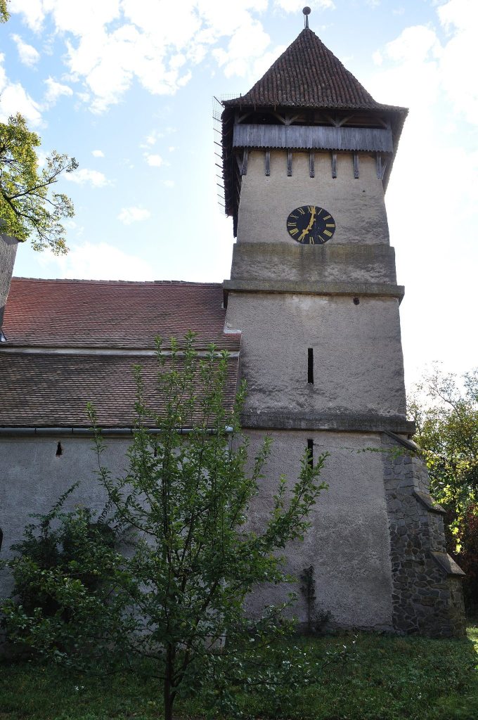 Lutheran Church in Șura Mică, Sibiu: A Fortified Evangelical Church 1 Lutheran church in Șura Mică, Sibiu
