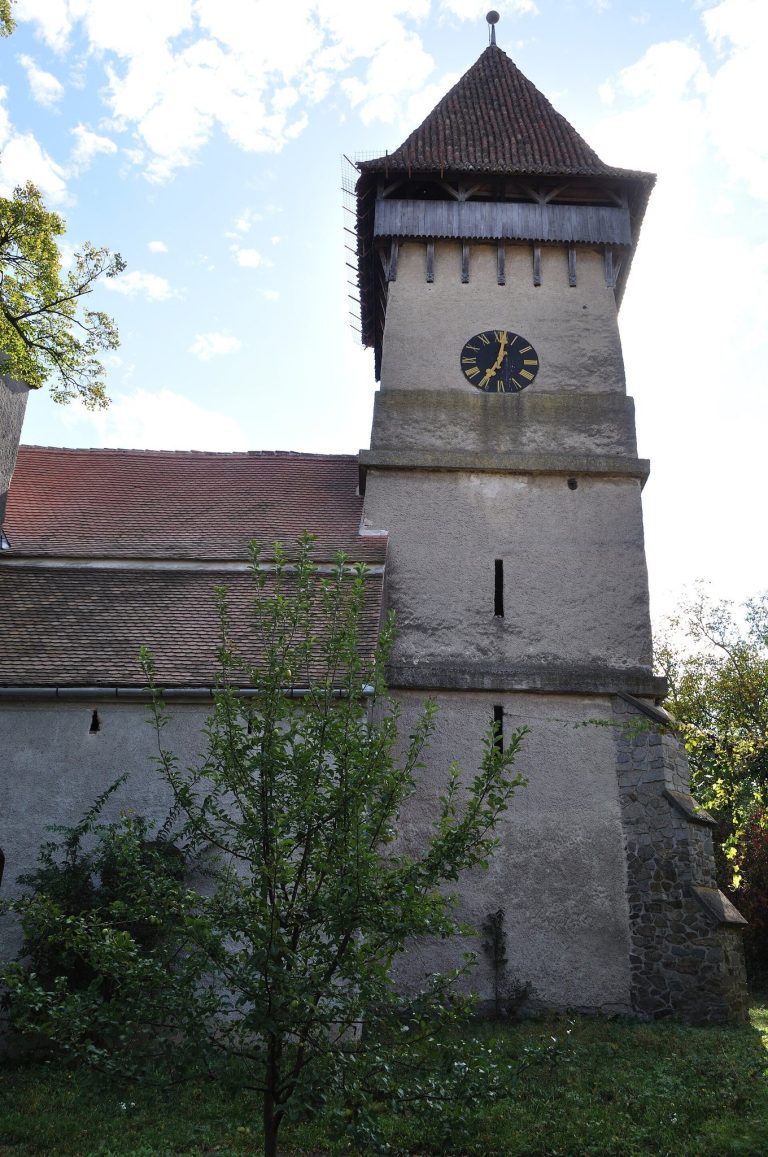 Lutheran Church in Șura Mică, Sibiu: A Fortified Evangelical Church