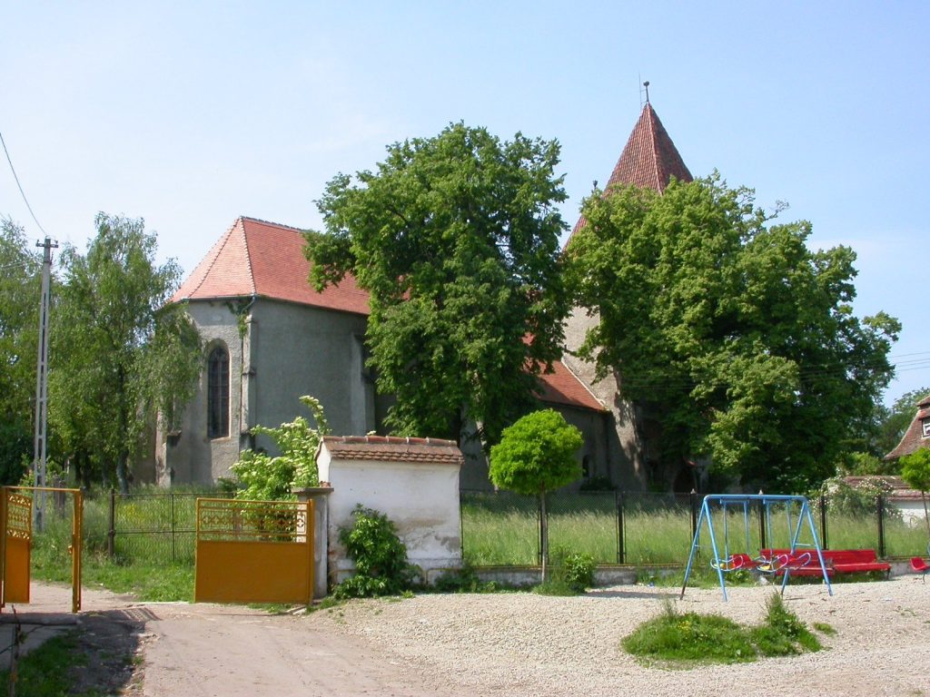 Lutheran Church in Șura Mică, Sibiu: A Fortified Evangelical Church 2 Lutheran church in Șura Mică, Sibiu