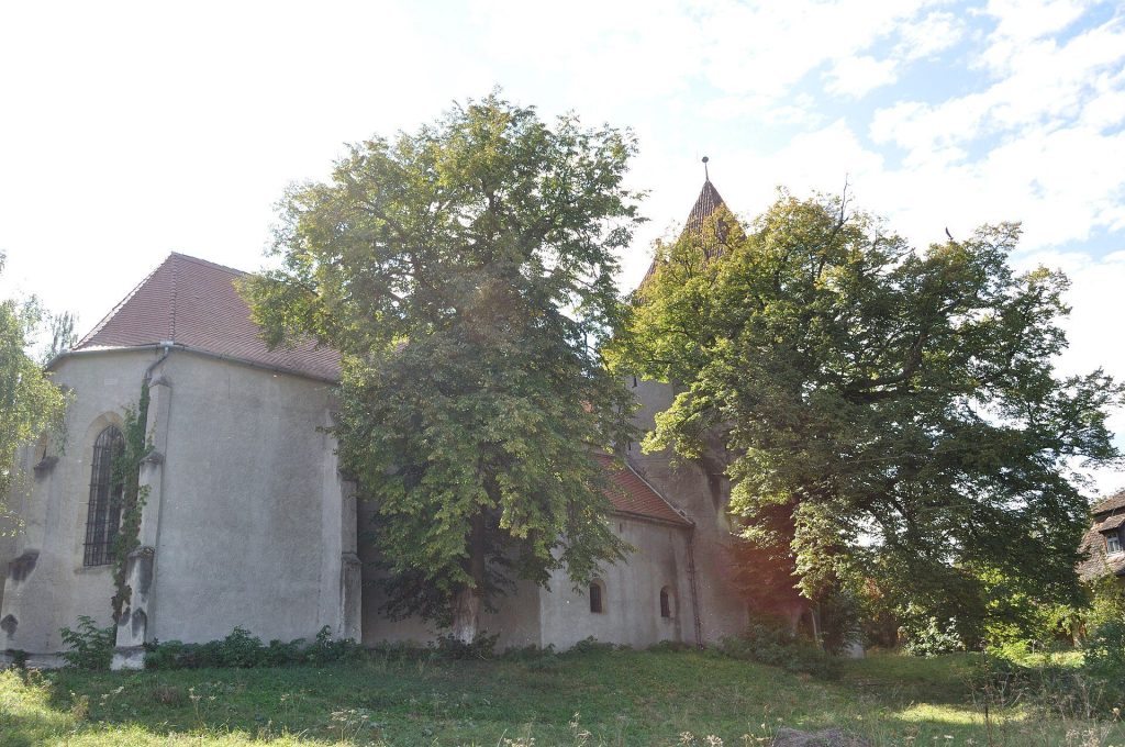 Lutheran Church in Șura Mică, Sibiu: A Fortified Evangelical Church 4 Lutheran church in Șura Mică, Sibiu