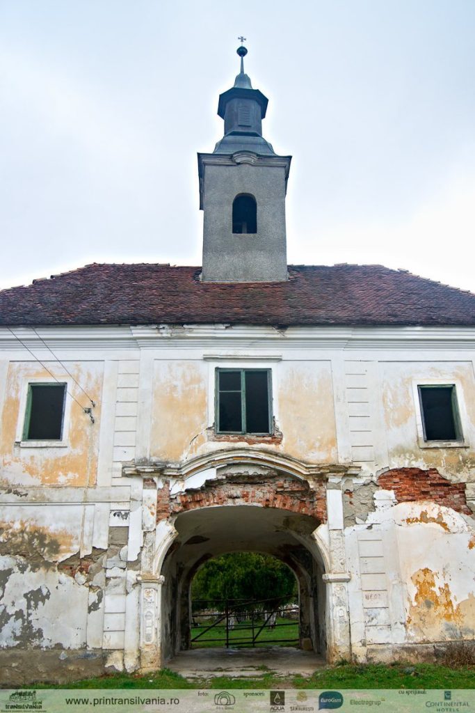 Teleki Castle in Posmuș: A Historic Manor Complex in Romania 2 Castelul Teleki din Posmuș