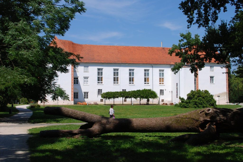 Murska Sobota Castle: A Baroque Castle and Cultural Landmark in Slovenia 2 Murska Sobota Castle