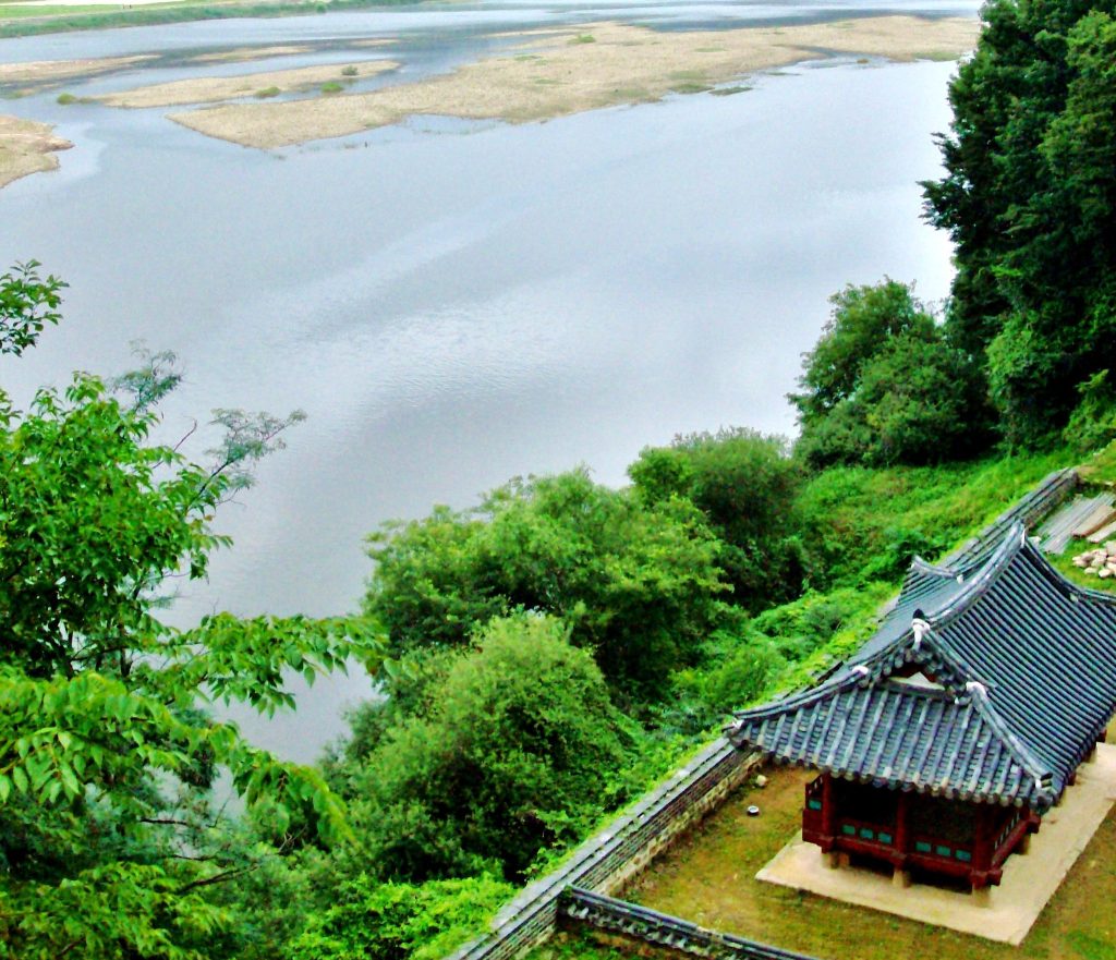 Gongsanseong: A Baekje Mountain Fortress and Royal Palace Site in South Korea 1 Gongsanseong