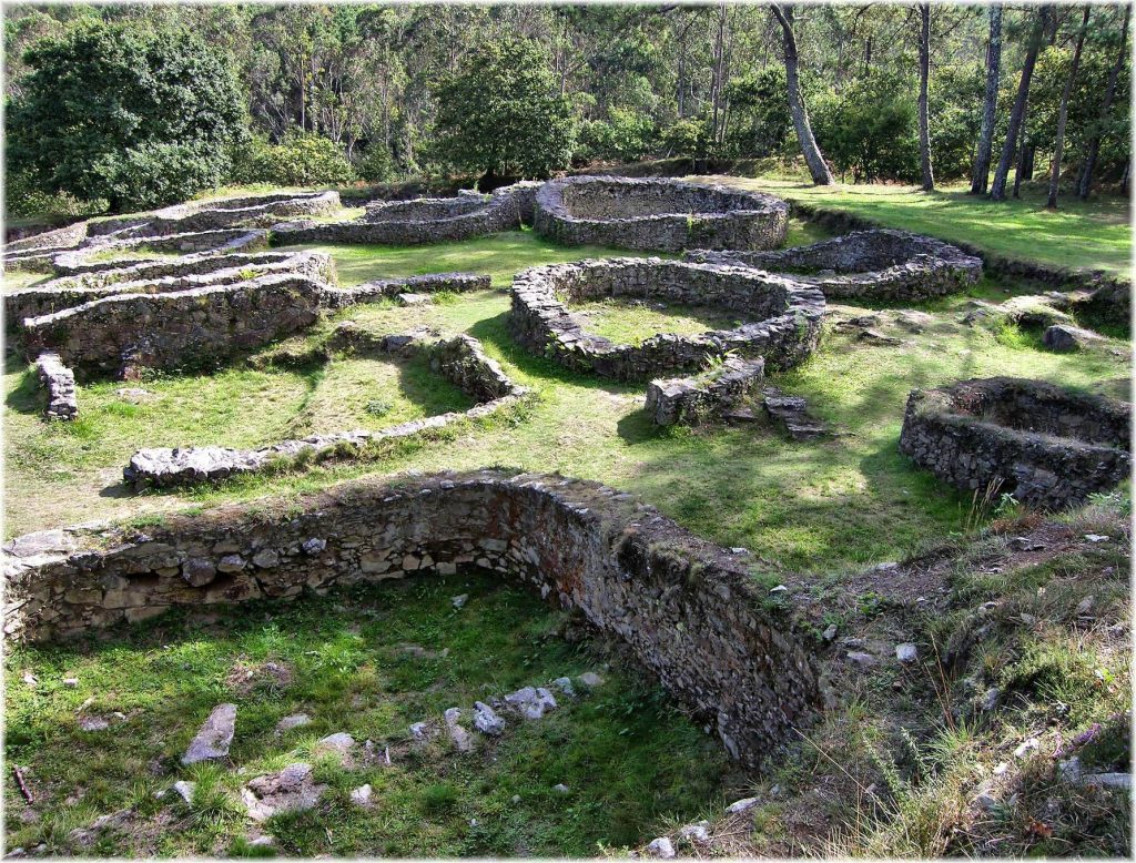 Castro of Borneiro: A Castro Culture Fortified Settlement in Spain 3 Castro of Borneiro