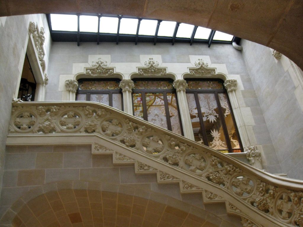 Palau Mornau: A Historic Palace in Barcelona 2 Palau Mornau
