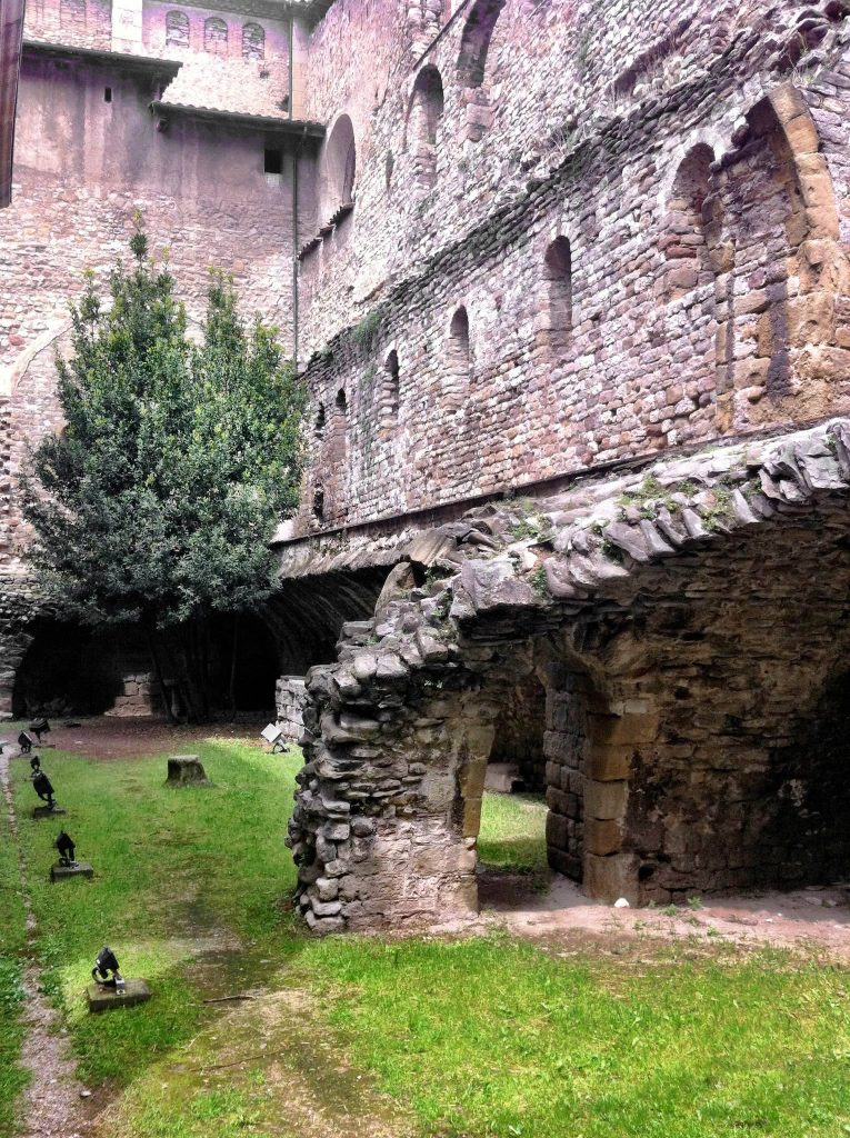Montcada Castle: A Medieval Castle in Vic, Spain 1 Castell dels Montcada